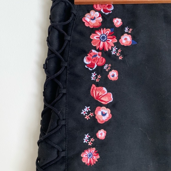 SOLD - Picture 3 of 5